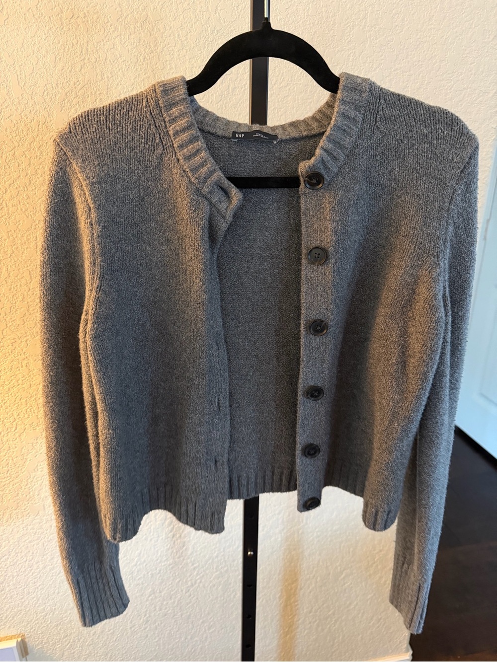 GAP Women's Heather Gray Button-Front Crew Cardigan